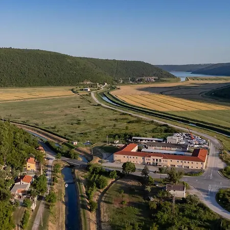 Villa Fani *